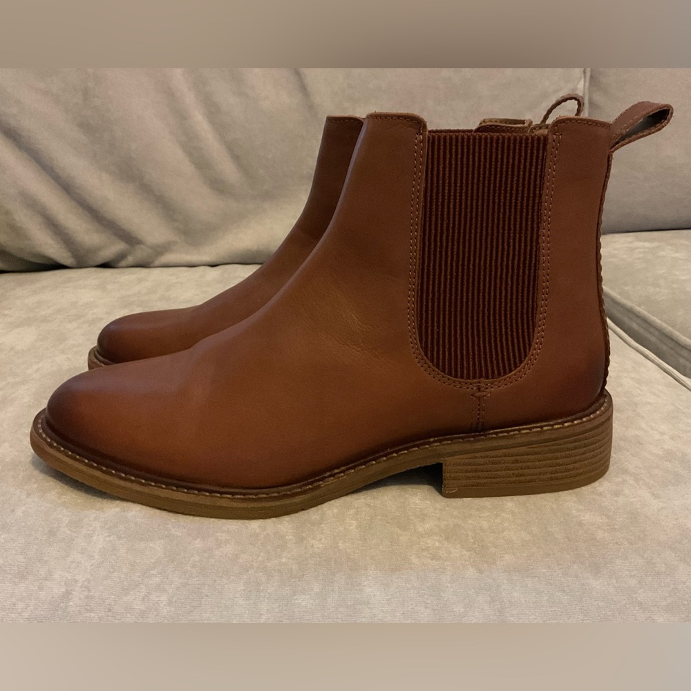 Clarks Arlo 2 Tan Leather Boots